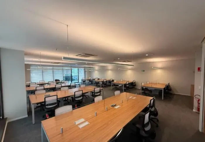 Sala comercial na Rua Ministro Jesuíno Cardoso, 454 - Conjunto 44  361 m²