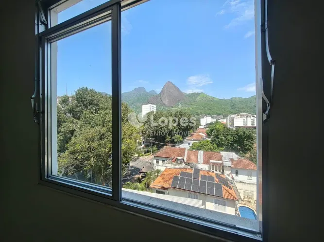 COBERTURA COM 3 QUARTOS, VAGA DE GARAGEM E VISTA PARA O PICO DO GRAJAÚ GRAJAÚ, RJ