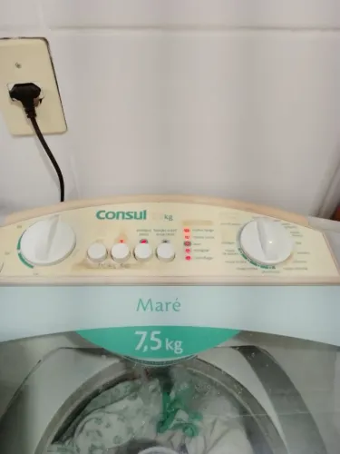 Máquina de Lavar Consul Maré 7,5 kg - Funcionando normalmente.