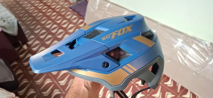 Capacete BatFox MTB DarkBlue<br>1 mês de uso