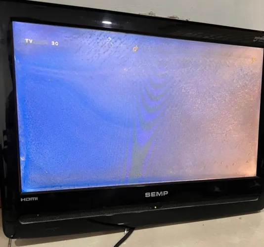 TV SEMP 20 polegadas *LEIA