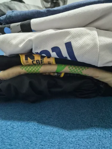 CAMISAS BOAS PRA DESFAZER NA HORA