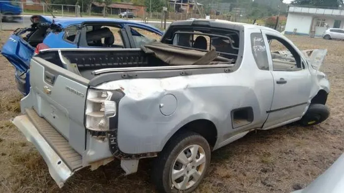 Caixa de chevrolet Montana Agile 1.4 2012