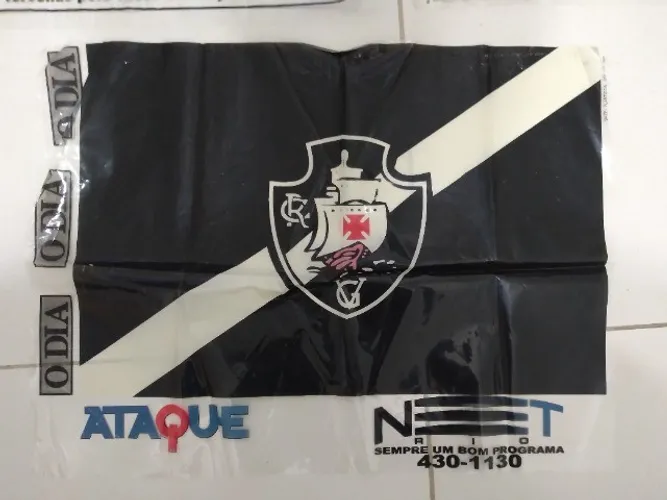 Três Bandeiras Do Vasco Da Gama De Plástico