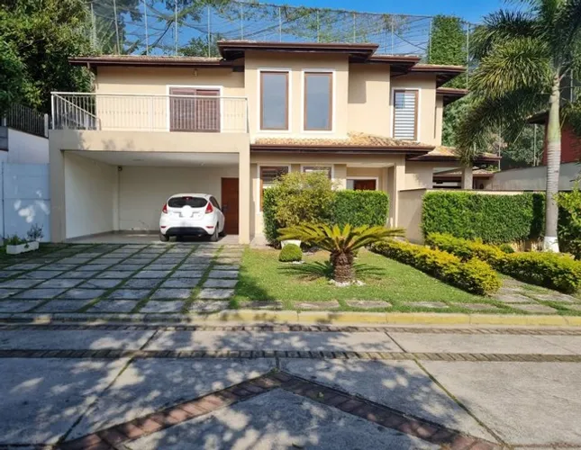 Casa com 3 dormitórios à venda, 500 m² por R$ 2.150.000,00 - Granja Viana - Carapicuíba/SP