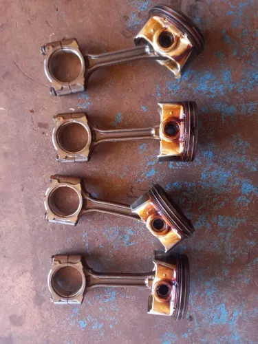 Pistao com biela original Nissan sentra 2.0