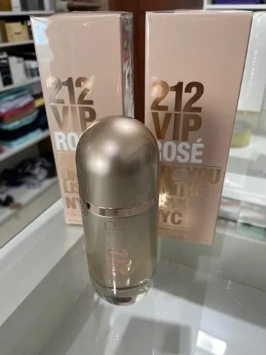 Perfume 212 Vip rose feminino 