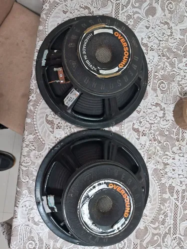 Auto-falante oversound baixei pra vender logo