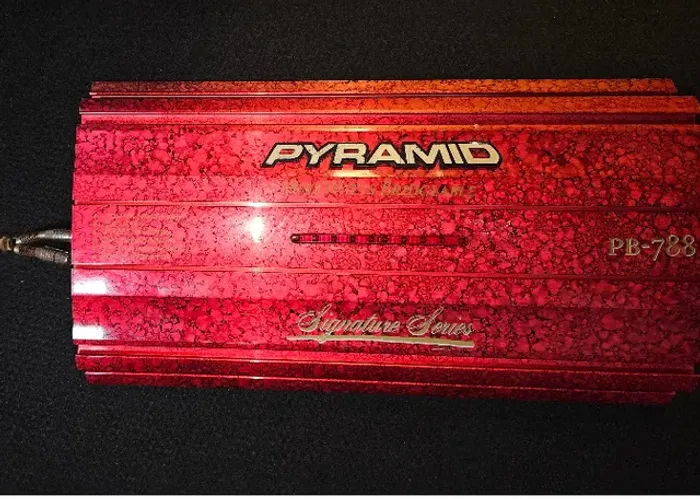 Amplificador Pirâmide 1800W 4 Canais PB-788