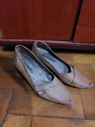 Sapatos Femininos Marrom - Tamanho 34