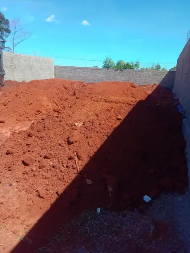 Aterro e terra para Jardim