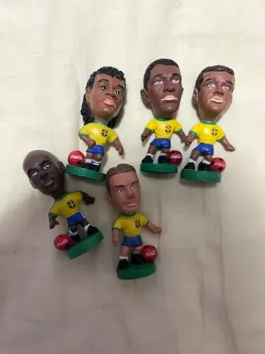 Bonecos Miniatura da Copa