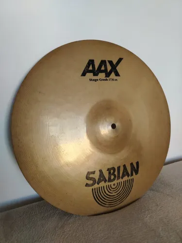 Prato sabian AAX Stage Crash 17