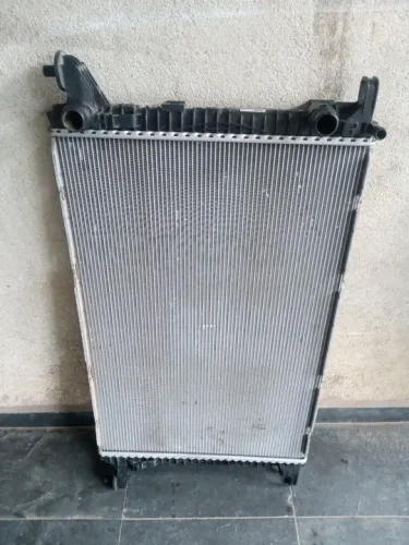 Radiador de água Audi A4 2021 A 2023 (TFsi 2.0)