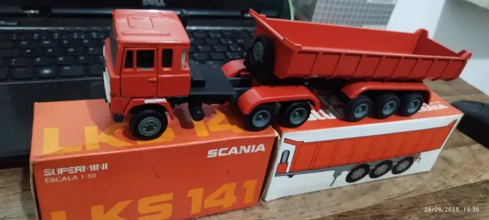 Miniatura Scania LKS 141