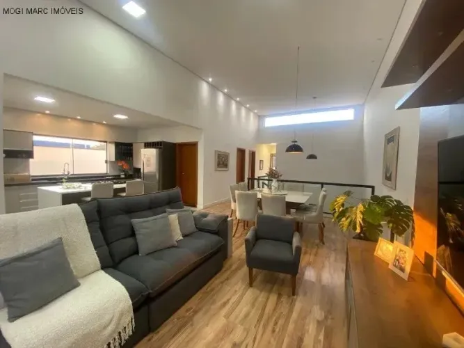 Casa em Condomínio para Locação em Mogi das Cruzes-SP, Bairro Cézar de Souza: 4 Quartos, 1