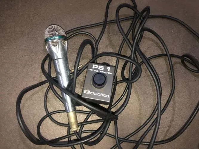Música e diversão! Pedal músical PS1 switch + microfone de karaokê 