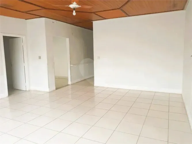 Casa à venda ou para alugar com 7 quartos, sendo 2 suítes, em Butantã, São Paulo - SP