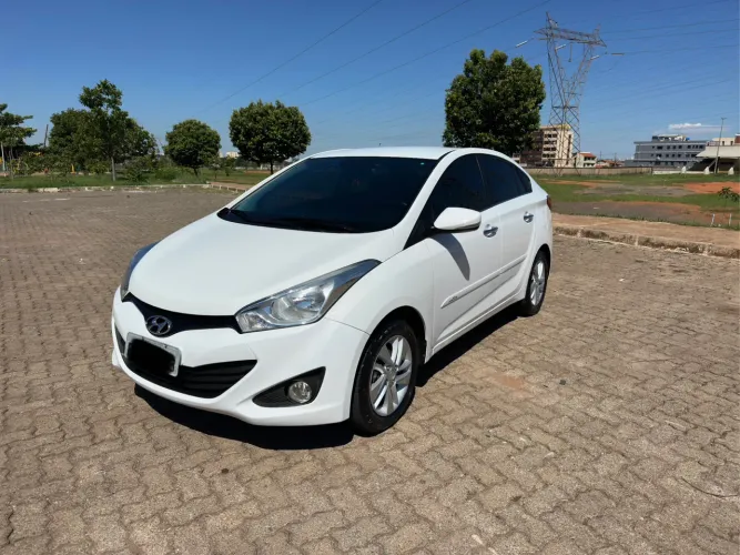 Hyundai HB20S Premium 1.6 Flex 16V Aut. 4P 2015