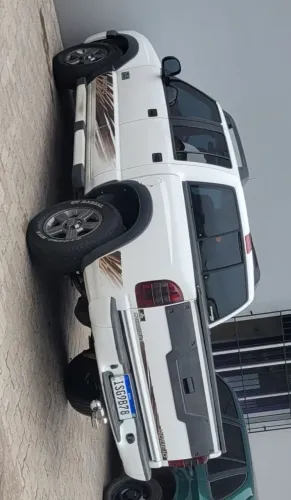 Chevrolet S10 Pick-up Rodeio 2.4 MPFI F.power CD 2011