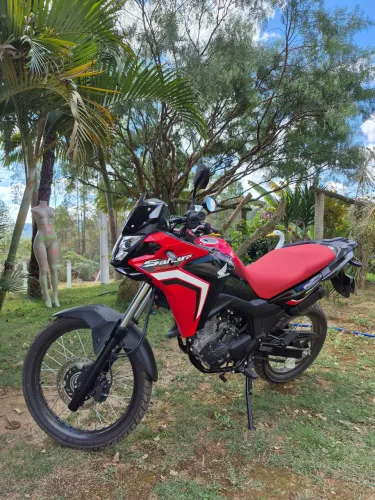 Sahara 300 só 300km.