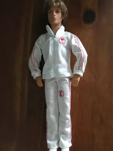 Boneco ken Troy