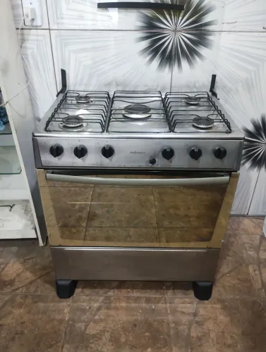 Vendo fogão semi novo