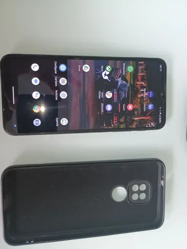 Celular moto G 9 play 64 GB.