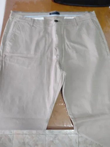 Calça Esporte Chick Bege TAM. 52 