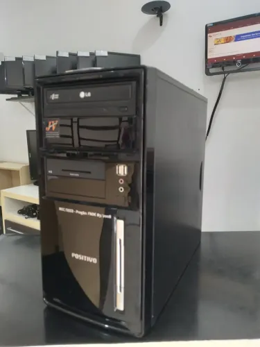 CPU i3, ótima para estudos e escritório,  revisada e com garantia 