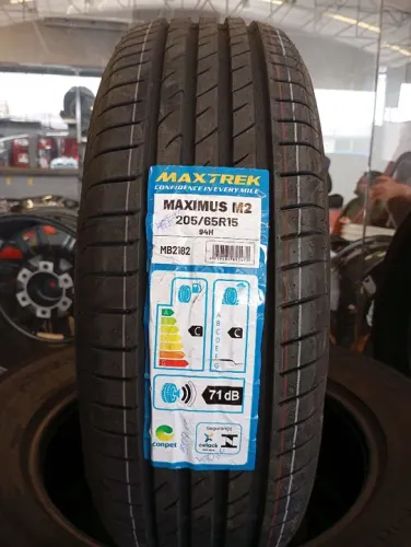 Pneu maxtrek 205/65R15 94H