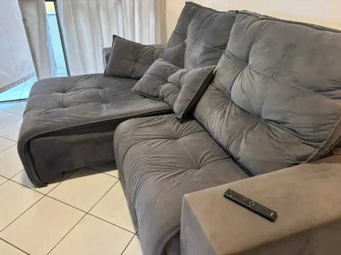 Sofá Retrátil e Reclinável 2 Lugares com Extensão - Suede Cinza, Super Confortável
