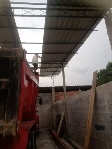 Coberturas e galpão