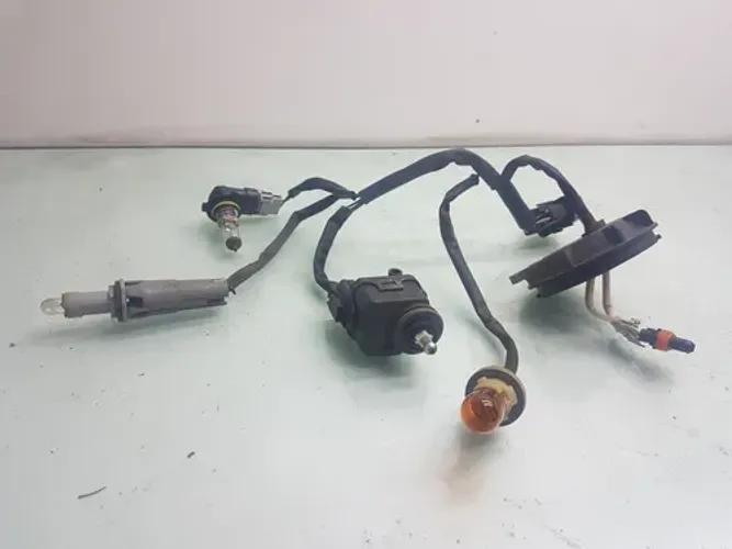 Chicote Farol Lado Esquerdo C/detalhe Mitsubishi Lancer 2014