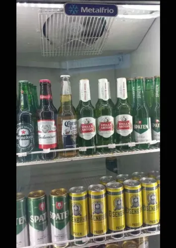 Geladeira expositora 