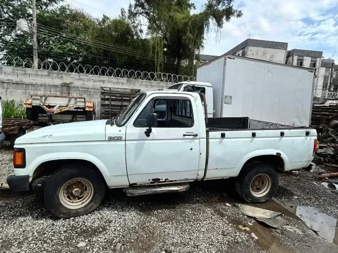 sucata chevrolet D20/A20 1987 branca para retirada de peças 