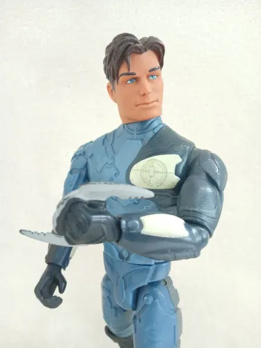 Boneco MaxSteel articulado 