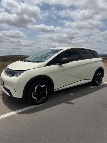BYD Dolphin EV (Elétrico) 2025