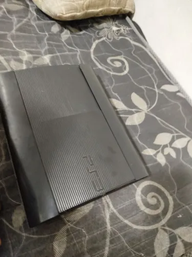 PS3 slim desbloqueado pra vender ligeiro 