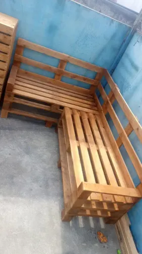 Sofá de pallet para área externa