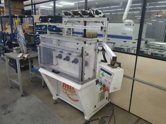 Bobinadeira Mega 4 eixos Mod. MGB F4 G comando CNC