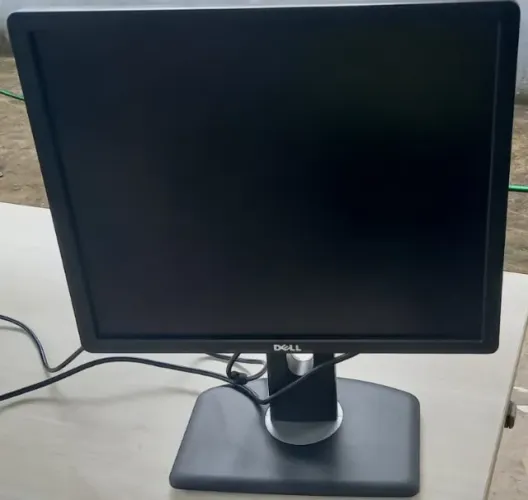 Monitor DELL LED TIPO TN 19" P1913SB