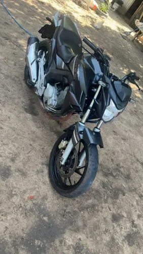 Troco cb Twister 250 Em Carro