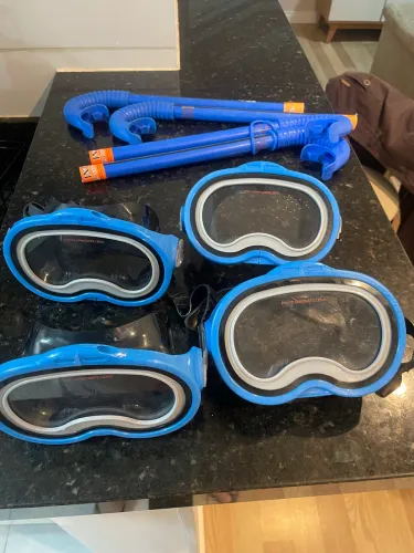 Kit com 4 Óculos de mergulho + snorkel