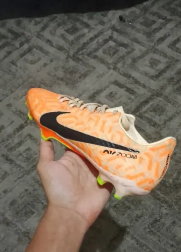 Chuteira Nike Mercurial