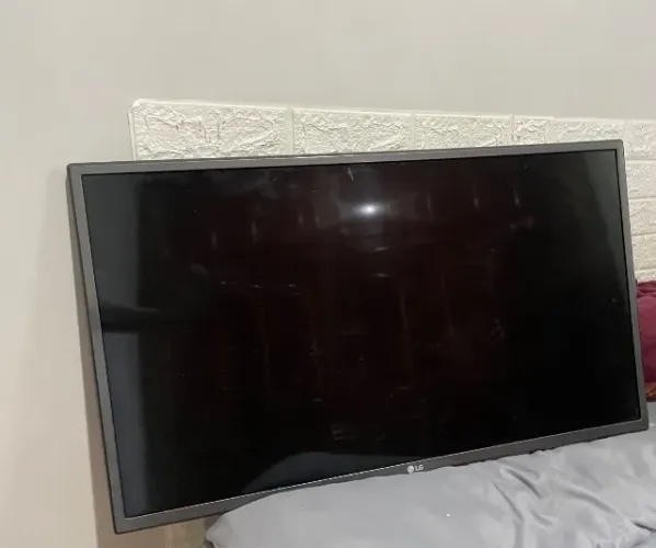 Smart TV LG LED 32" 32LH570B - Wi-Fi e Controle Remoto