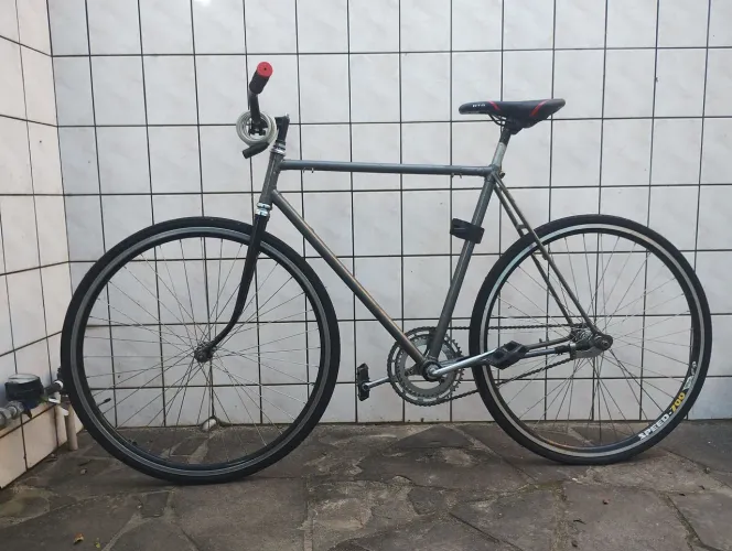 Bicicleta aro 700