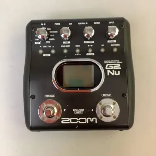 Pedaleira zoom g2nu.