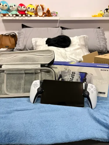 PlayStation Portal PS5 + Case Camurça, anti impacto + Caixa | Impecável