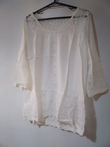 Bata Rendada feminina 